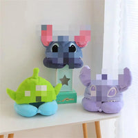 HKM-818835 U-shaped Cartoon Alien Plush Hooded Neck Pillow for Kids and Adults