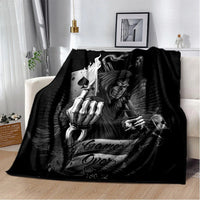 HKM-819155 Horror Skull Pattern Polyester Fiber Blanket for Travel and Home Use - Universal Design for All Seasons