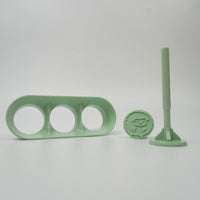 HKM-819923 Three-Dimensional Dog Bone Biscuit Baking Mold in Green