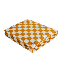 HKM-822611 Versatile Flannel Blanket in Multiple Sizes and Patterns - Ideal for All Seasons