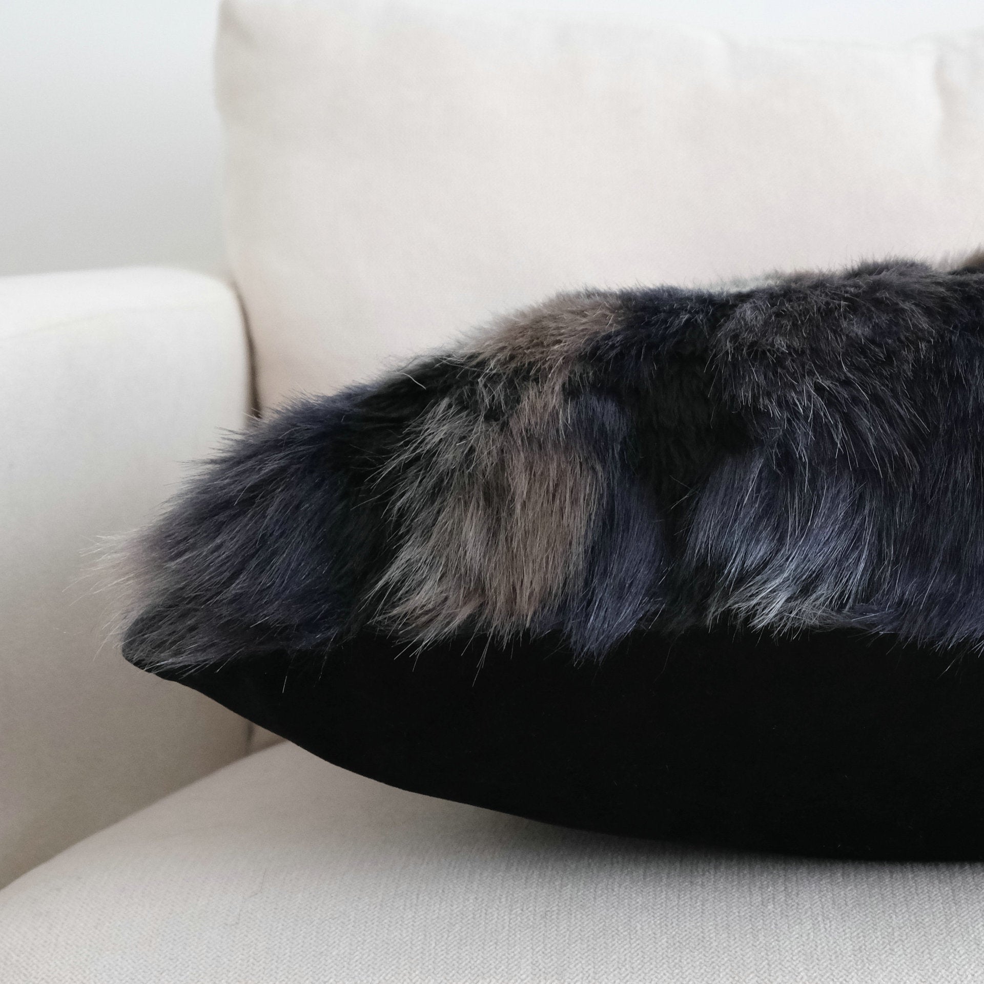 HKM-824723 Light Luxury Mink-like Fur Pillow - Mixed Color Options, Available in Various Sizes