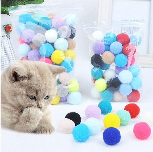 HKM-827411 Interactive Plush Cat Toy - Soft, Fluffy Balls for Play and Relaxation