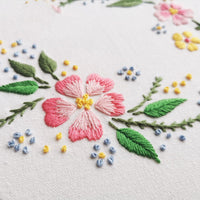 HKM-830355 Sunflower Bunch Cross Stitch Embroidery Kit with Cotton and Linen Cloth