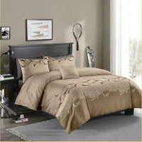 HKM-831315 Three-Piece Rustic Black Floral Bedding Set in Soft Polyester