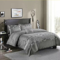 HKM-831315 Three-Piece Rustic Black Floral Bedding Set in Soft Polyester