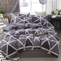 HKM-831507 Three-Piece Quilted Bedding Set with Floral Design for 1.5m Bed - Polyester Fabric, White