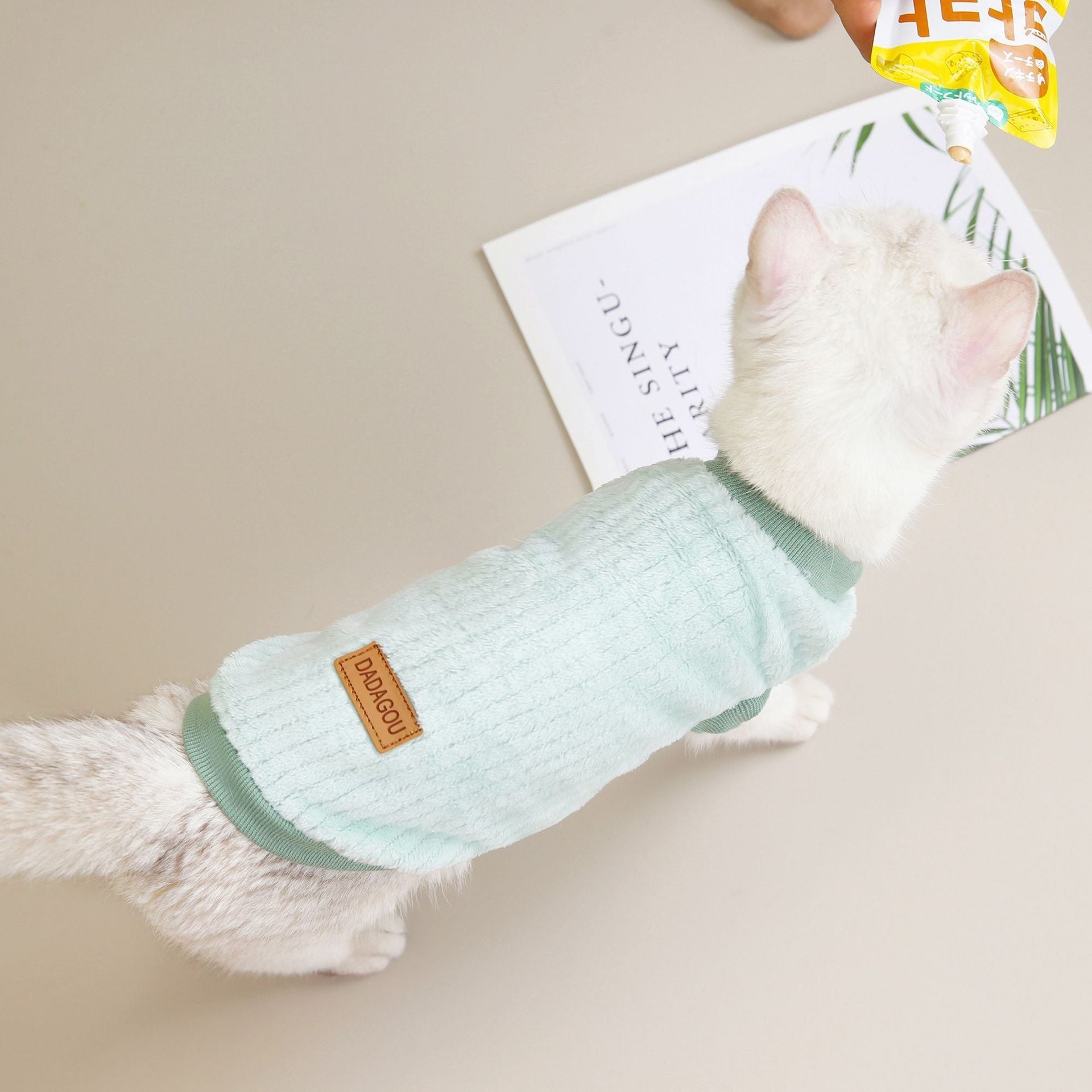 HKM-831763 Cozy Polyester Sweater for Dogs and Cats - Casual Pet Wear