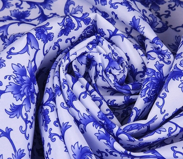 HKM-835795 Blue Floral Pattern Polyester Fabric on White Background - 1.5 x 1 Meter