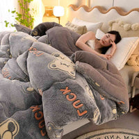 HKM-836115 Cozy Warm Lamb Wool Winter Blanket for One Person - Thick Polyester Fill Quilt