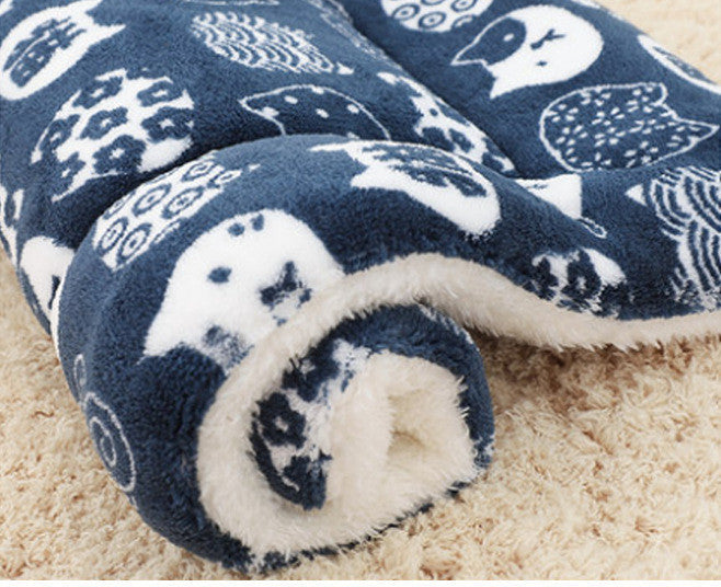 HKM-836243 Four Seasons Universal Warm Pet Mat for Small Animals - Flannel & Lamb Wool, 34x27cm