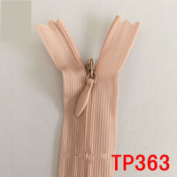HKM-836947 Nylon Coil Invisible Zipper - 60cm Length, Pack of 10 in White, Red, and Blue