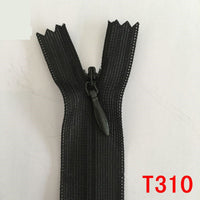 HKM-836947 Nylon Coil Invisible Zipper - 60cm Length, Pack of 10 in White, Red, and Blue