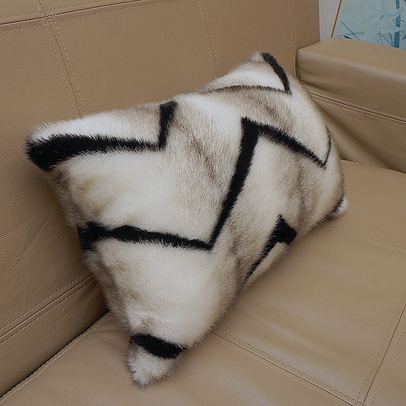 HKM-840851 Zebra Tiger Pattern Short Plush Throw Pillow Cover - 45x45cm
