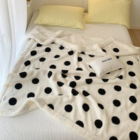 HKM-844179 Cozy Double-Sided Cartoon Coral Fleece Blanket for Kids - Soft & Adorable Designs