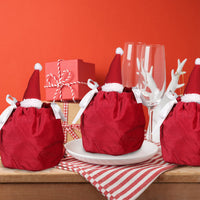 HKM-845971 Christmas Drawstring Gift Bags - 5 Pack 3D Santa Hat Velvet Candy Goodie Bags for Parties, Birthdays, Weddings