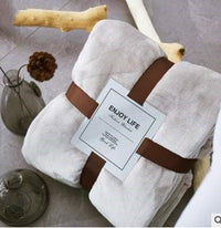 HKM-847315 Double-Sided Coral Fleece Blanket - Thick, Soft Polyester for Cozy Comfort