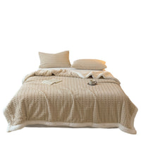 HKM-847315 Double-Sided Waffle Jacquard Thickened Office Nap Blanket for All Seasons