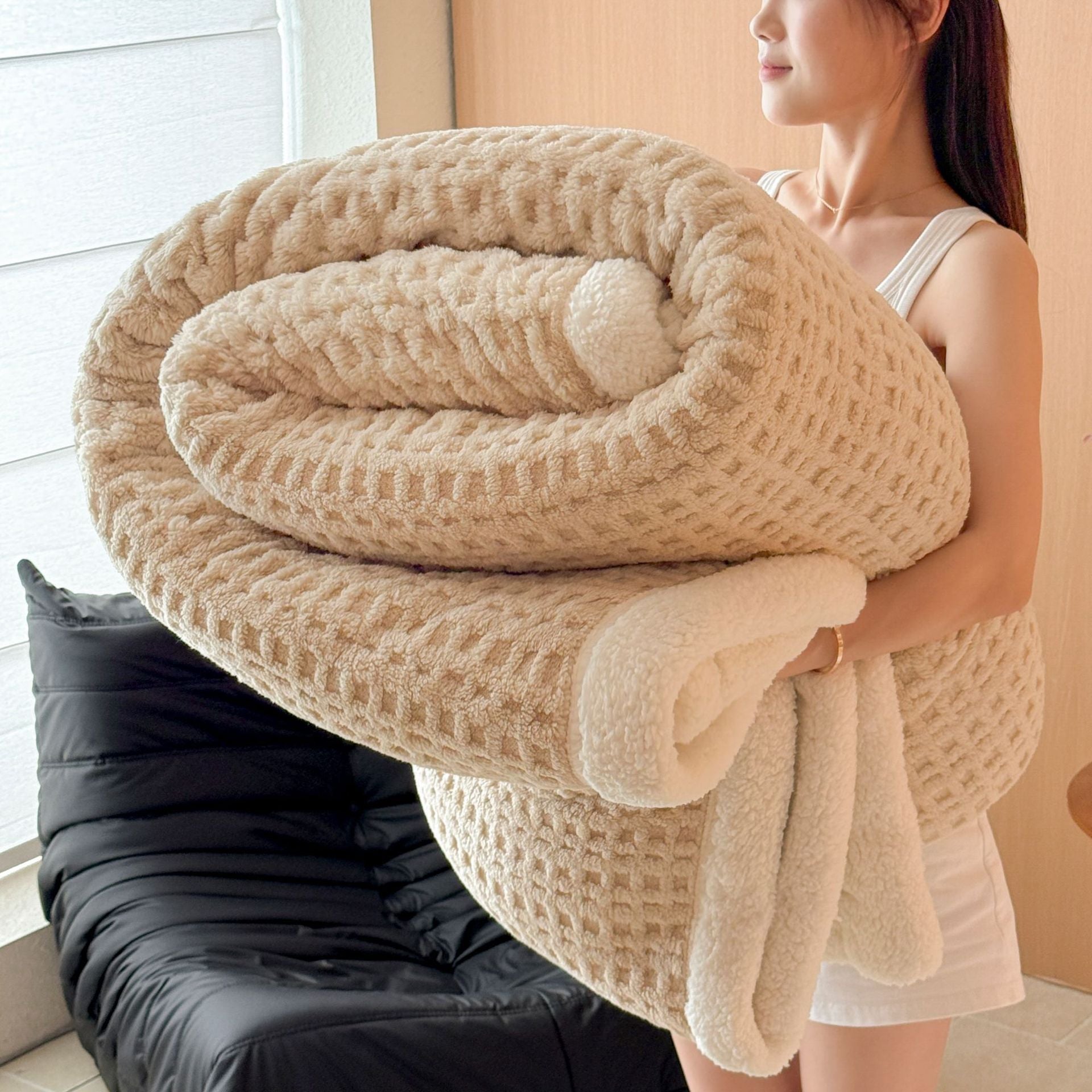 HKM-847315 Double-Sided Waffle Jacquard Thickened Office Nap Blanket for All Seasons