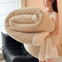 HKM-847315 Double-Sided Waffle Jacquard Thickened Office Nap Blanket for All Seasons