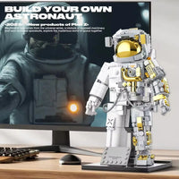 HKM-847955 Spaceman Astronaut Building Blocks Set for Creative Learning and Fun