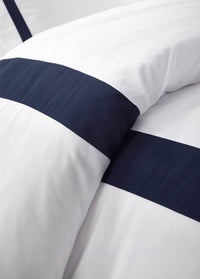 HKM-853075 Elegant Hotel Style Three-Piece Home Textile Set with Plain Weave Polyester Fabric