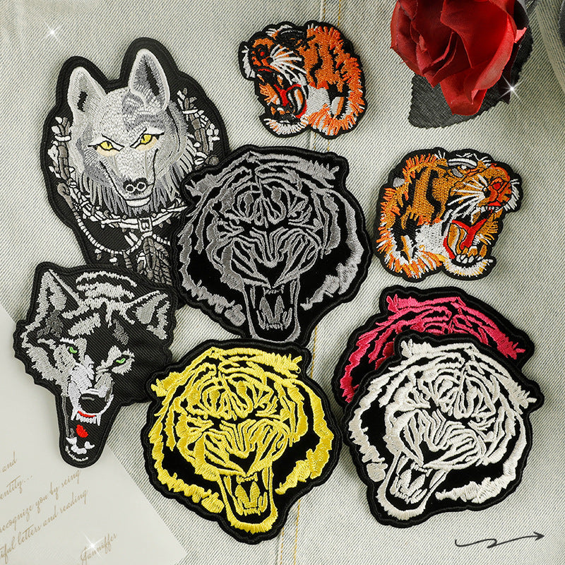 HKM-854995 Wolf Patch Decorative Accessory for Shoes and Hats, Polyester Non-woven Fabric