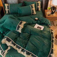 HKM-855059 Nordic Style Four-Piece Winter Bed Set with Solid Plush Polyester Lining