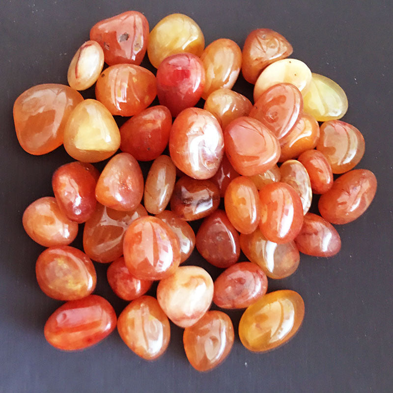 HKM-855891 Natural Carnelian Rough Stone Crystal Gemstone for Decoration, 15-20mm Available in 100g, 500g, 1kg