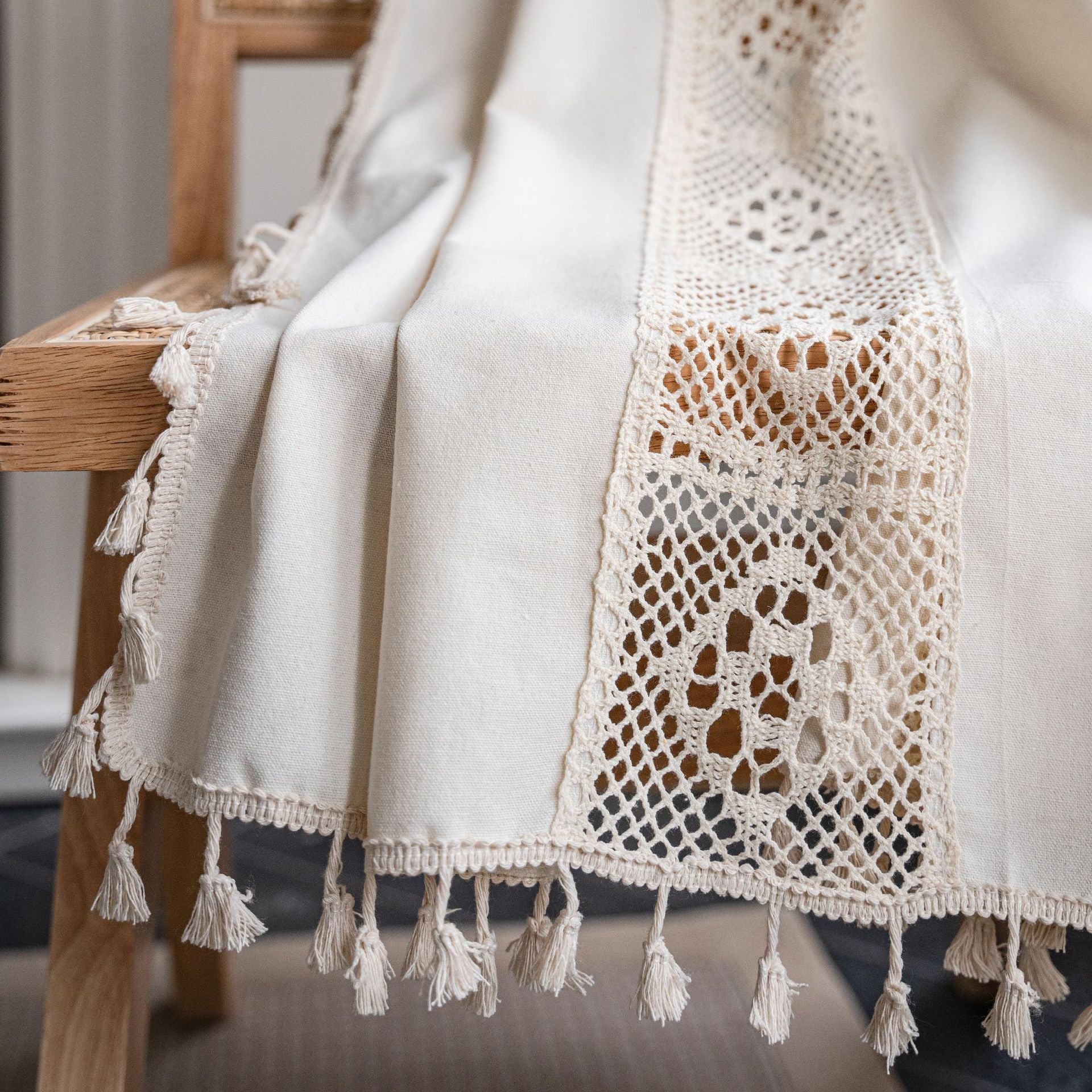 HKM-859219 Short Crochet Partition Curtain with Plaid Stitching - Half Shade Polyester Cotton Decor