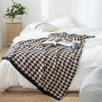 HKM-859987 Black and White Houndstooth Knitted Wool Blanket - Geometric Design in Multiple Sizes
