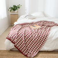 HKM-859987 Black and White Houndstooth Knitted Wool Blanket - Geometric Design in Multiple Sizes