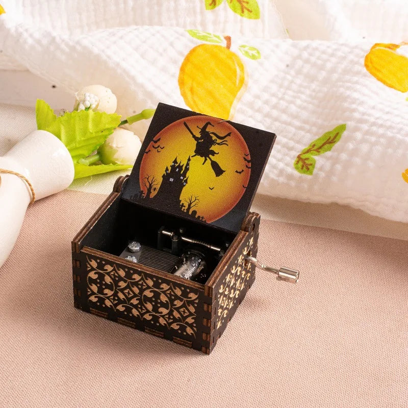 HKM-861971 Custom Halloween Eco-Friendly Mini Wooden Hand Cranked Music Box