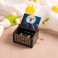 HKM-861971 Custom Halloween Eco-Friendly Mini Wooden Hand Cranked Music Box
