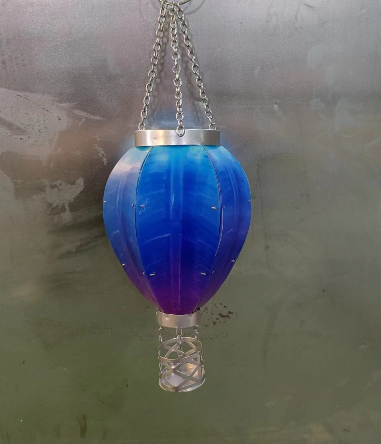 HKM-862739 Solar Powered Outdoor Hot Air Balloon Lantern for Garden and Holiday Decor 30cm