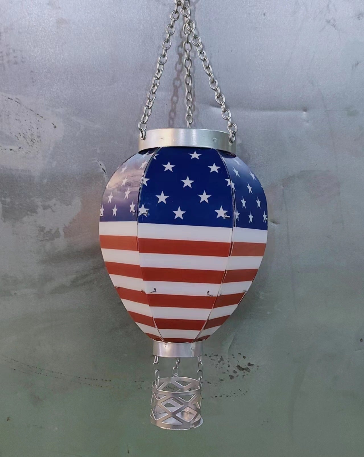 HKM-862739 Solar Powered Outdoor Hot Air Balloon Lantern for Garden and Holiday Decor 30cm