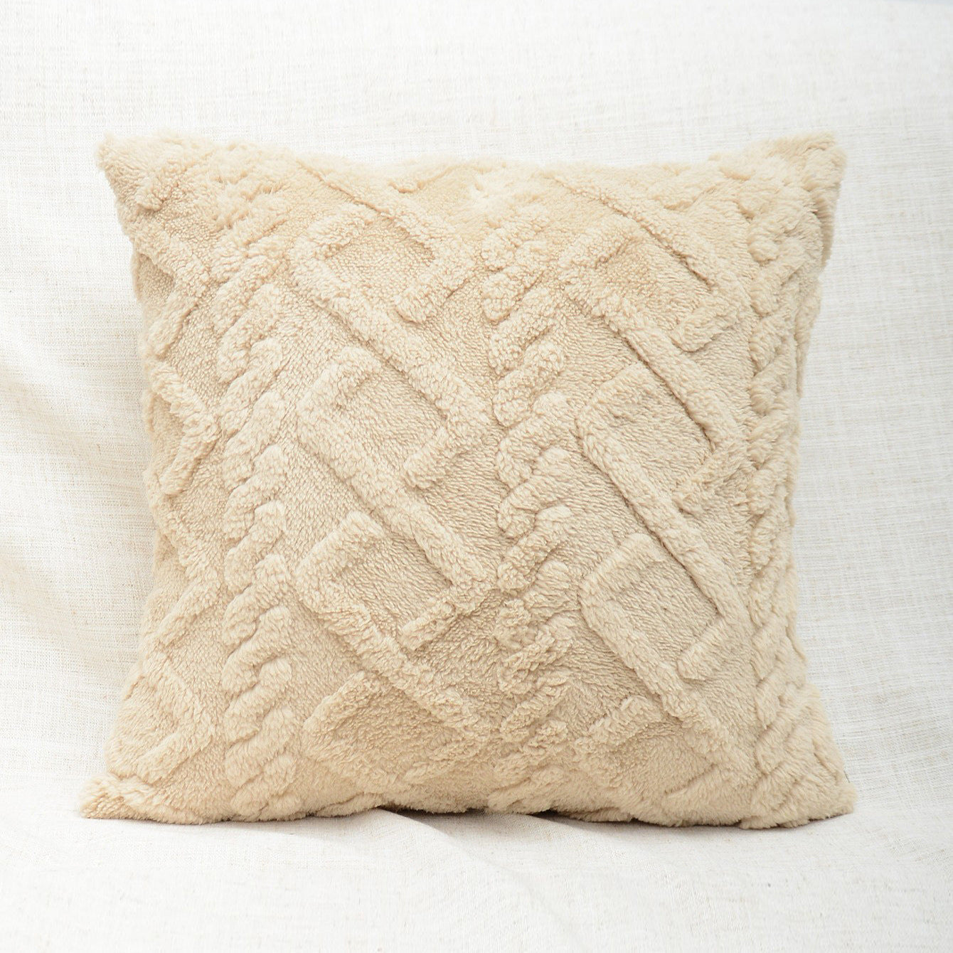 HKM-867475 Plush Jacquard Cut Flower Pillow Cover - Solid Color & Geometric Patterns
