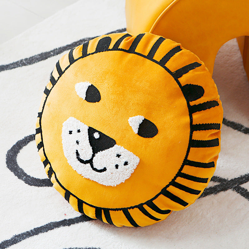 HKM-868627 Modern Minimalist Lion Pillow Cover - Animal Head Design, 45 x 45 cm, Available in Yellow, White, and Slender Dog Styles