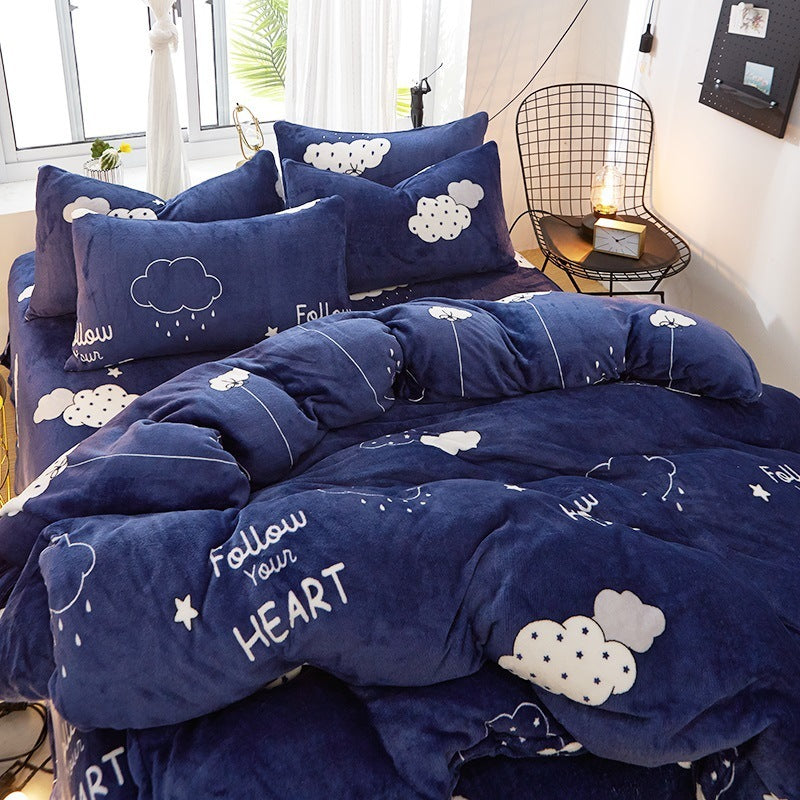 HKM-872339 Flannel Bedding Set of 4 with Cute Floral Patterns - Includes Bed Sheet Cover, Quilt Cover, and Pillowcase