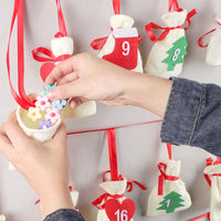 HKM-872467 Christmas Countdown Hanging Bag Calendar – Felt, 11x16cm, 24 Pack, Decorative Storage with Rope