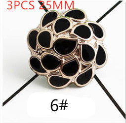 HKM-879763 Natural Resin Detachable Brooch with Strong Fragrance - 25mm Unique Decorative Accessory