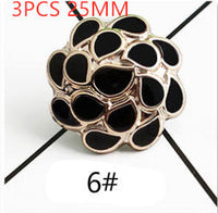HKM-879763 Natural Resin Detachable Brooch with Strong Fragrance - 25mm Unique Decorative Accessory