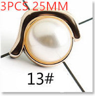 HKM-879763 Natural Resin Detachable Brooch with Strong Fragrance - 25mm Unique Decorative Accessory