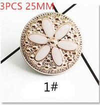 HKM-879763 Natural Resin Detachable Brooch with Strong Fragrance - 25mm Unique Decorative Accessory