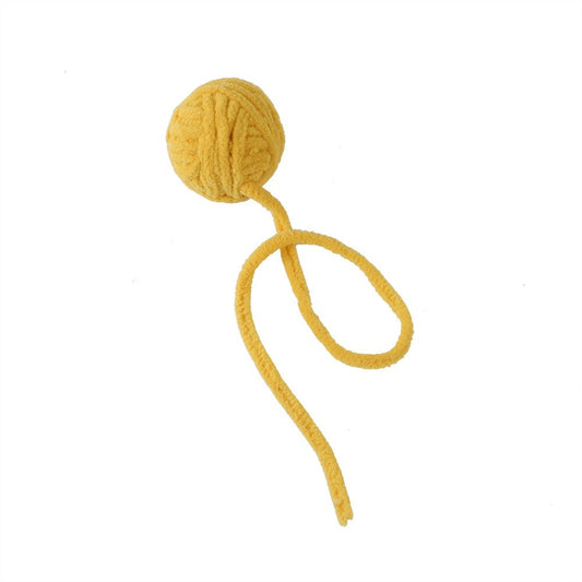 HKM-880531 Colorful Plush Cat Self-Play Toy Ball with Tail - 5cm Diameter