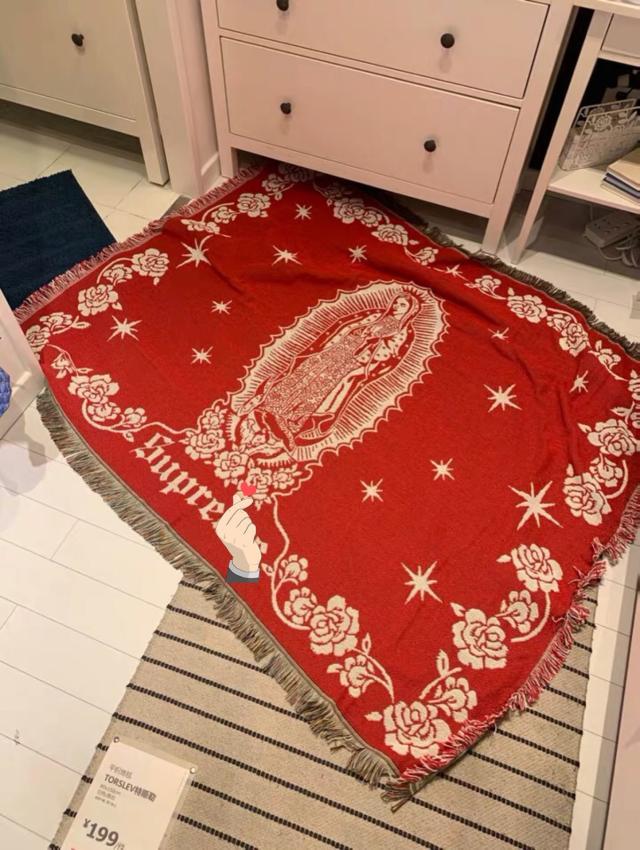 HKM-882387 Virgin Mary Woven Thick Linen Wall Blanket - Decorative Cushion with Floral Cartoon Design