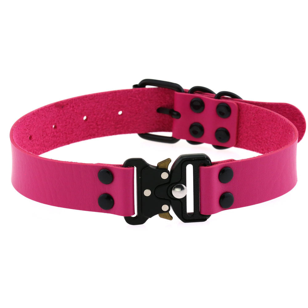 HKM-885395 Creative Adjustable Leather Release Buckle Collar Necklace for Unisex Fashion