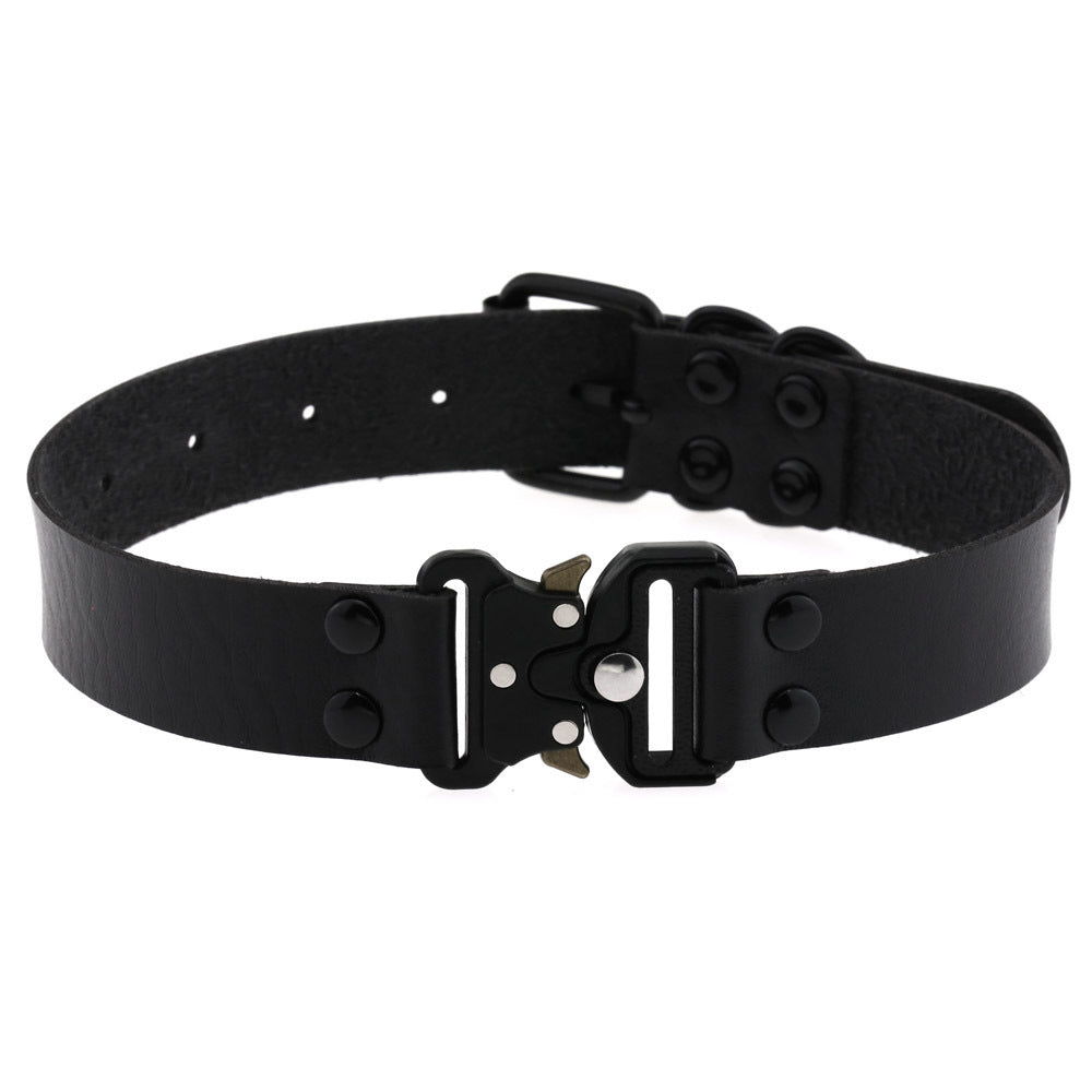 HKM-885395 Creative Adjustable Leather Release Buckle Collar Necklace for Unisex Fashion