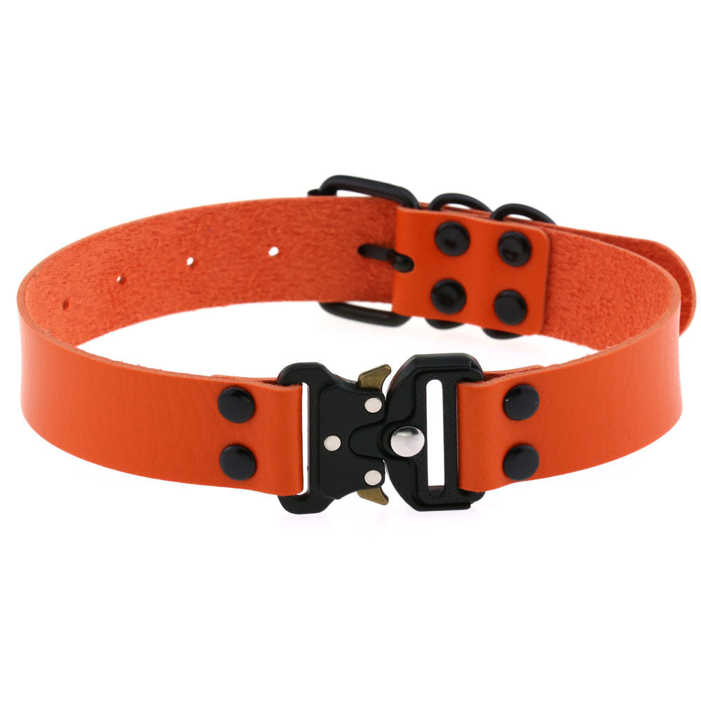 HKM-885395 Creative Adjustable Leather Release Buckle Collar Necklace for Unisex Fashion