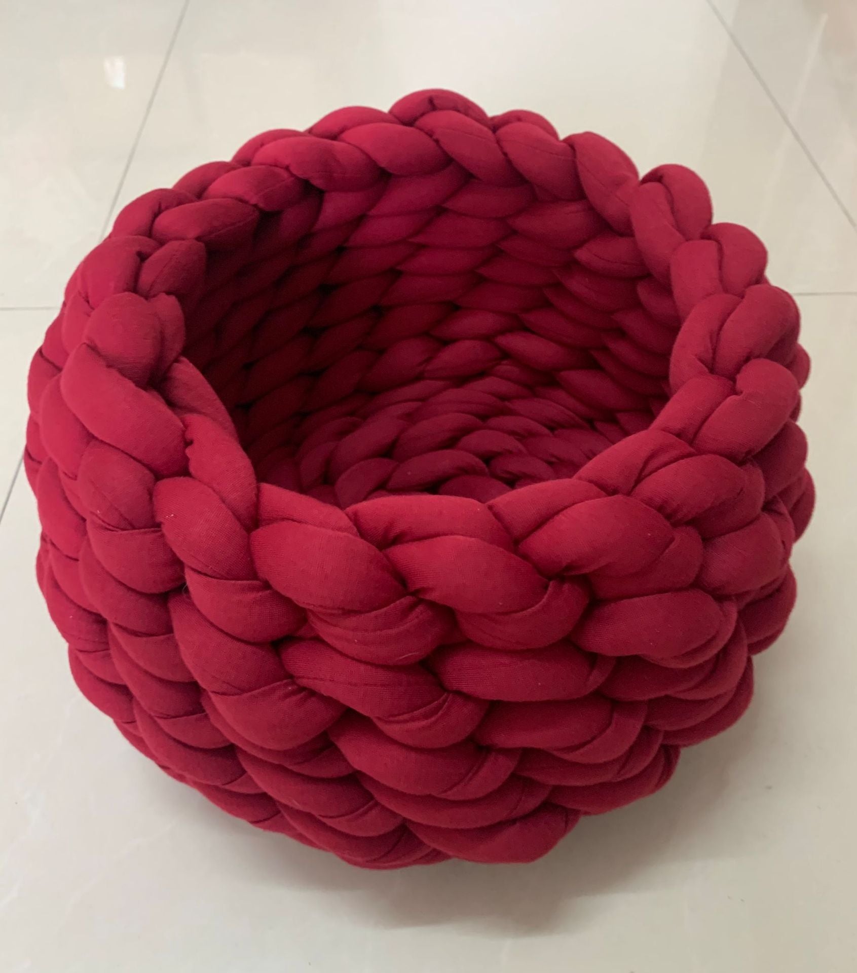 HKM-885651 Soft Plush Cat Bed with Cushion – Cozy Round Pet Nest for Cats and Small Dogs