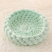 HKM-885651 Soft Plush Cat Bed with Cushion – Cozy Round Pet Nest for Cats and Small Dogs
